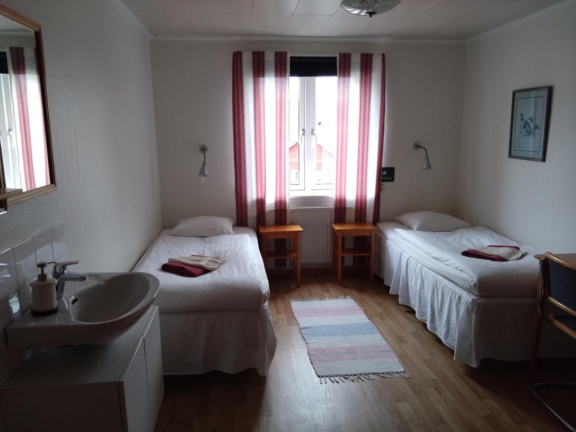 Hotell Hemgarden Bengtsfors Exterior foto